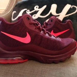 Air Max Invigor Mid